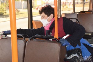 Дезинфекция — по плану. В волковысском автобусном парке делают все возможное, чтобы позаботиться о здоровье пассажиров
